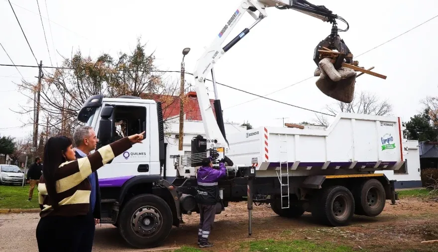Eva Mieri lanza un nuevo operativo del Programa “-Residuos + Comunidad” en Quilmes Oeste