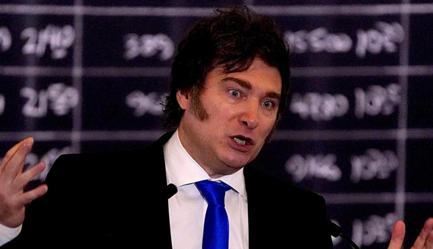 Milei volvió a cuestionar a la Selección Argentina por la bandera de las Islas Malvinas en el partido contra Inglaterra