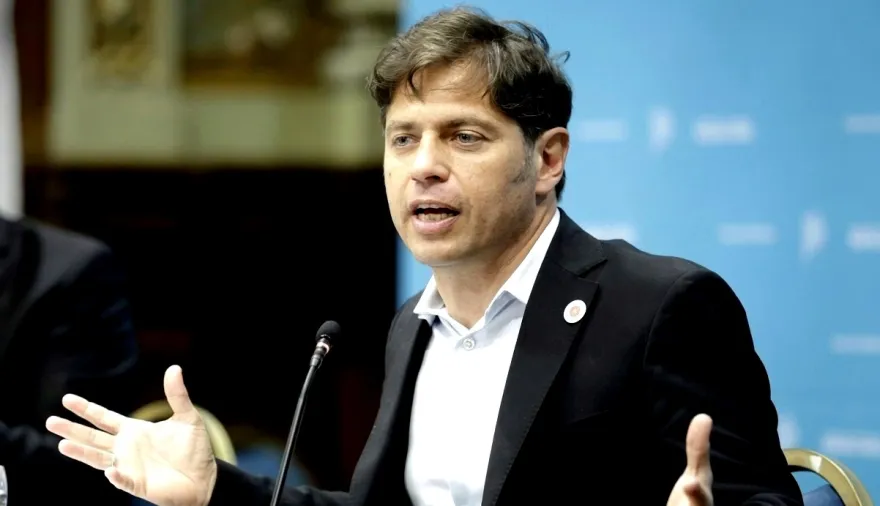 Kicillof acusó a Milei de usar los fondos de las provincias para asegurar su reelección