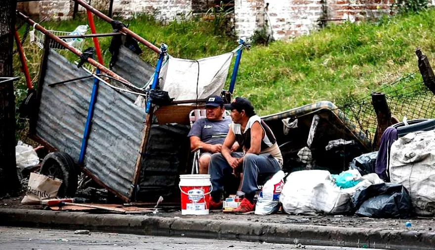La pobreza volvió a crecer y durante el primer trimestre de 2026 afectó a 600 mil personas más