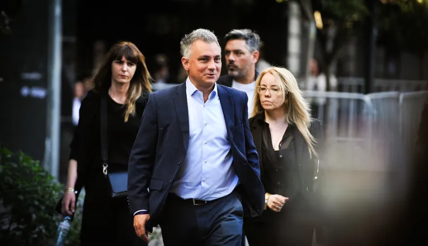 Con críticas a Kicillof y las reelecciones, Pareja propuso eliminar el Senado bonaerense