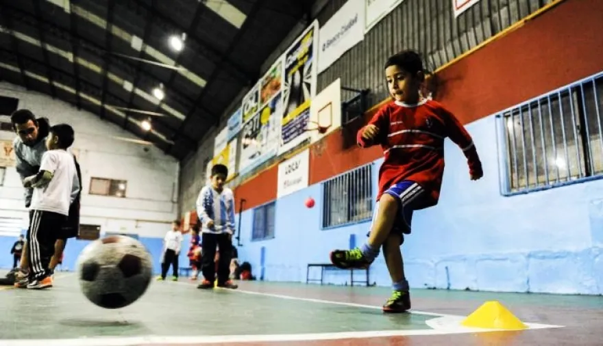 Presentan un proyecto para incentivar la inversión privada en el deporte bonaerense
