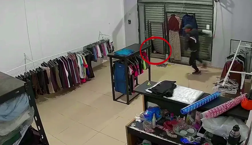 Dos veces en tres meses: desvalijaron el comercio a jóvenes emprendedores de La Plata