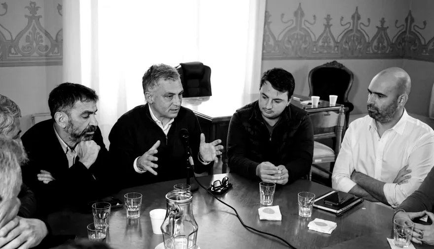 Cruje el armado libertario en la Provincia de Buenos Aires: dudas y reclamos por el rumbo del partido en 2027