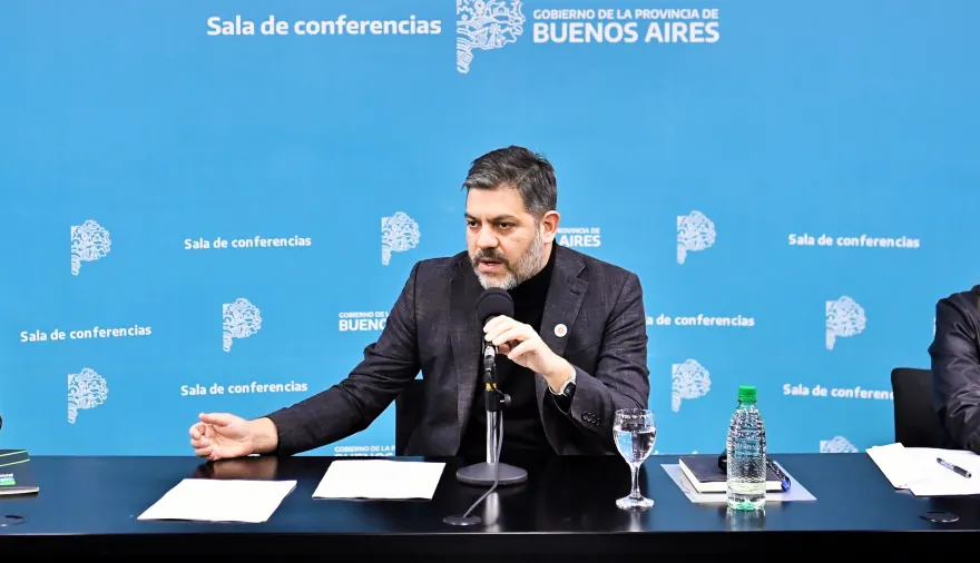 Bianco anunció un nuevo viaje de Kicillof y le tiró dardos a Milei por la cuestión Malvinas