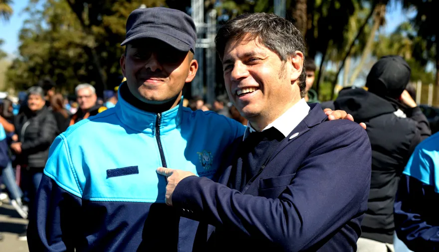 Kicillof tomó juramento a 2.075 cadetes y habló de la “transformación” a la Policía bonaerense