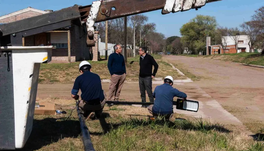 Limpieza, iluminación y obras hídricas: Juanci Martínez pone en marcha trabajos para Rivadavia