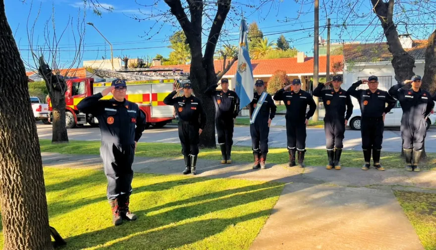 Sciaini celebró el 65° aniversario de Bomberos Voluntarios de Roque Pérez