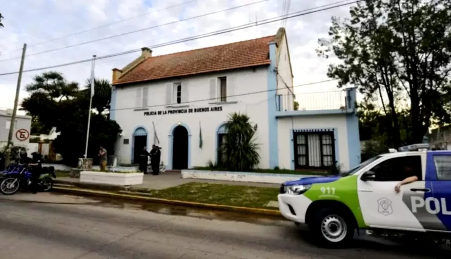 Agotados por la ola de inseguridad, vecinos de City Bell volvieron a marchar para reclamar medidas