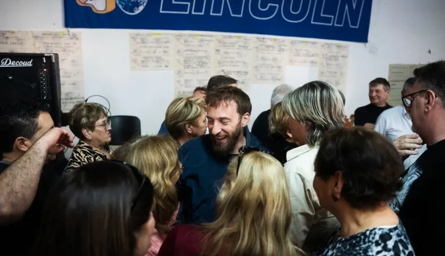 Pidió unidad: Otermín desembarcó en Lincoln y llamó a construir una alternativa peronista de cara al 2027