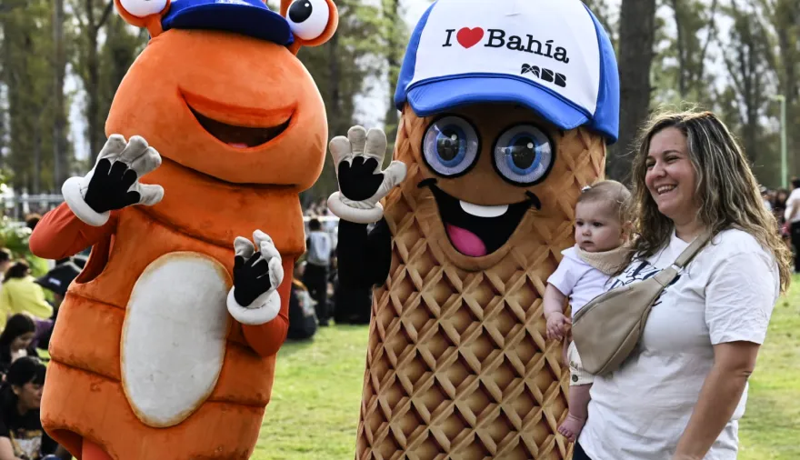 De la mano de La Bersuit, miles de familias disfrutaron un año más de La Fiesta del Cubanito en Bahía Blanca