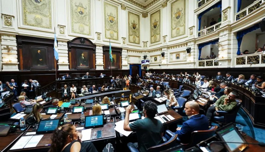 Diputados bonaerense aprobó proyectos para proteger a familias del sobreendeudamiento