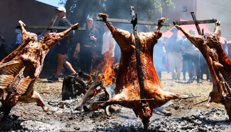 Encuentro comunitario: Pila se prepara para celebrar una nueva Fiesta Regional del Cordero