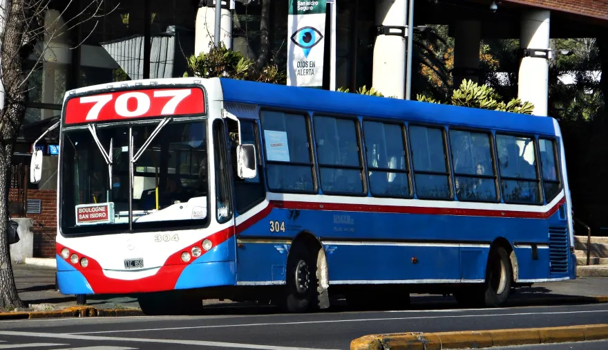 Modifican recorridos de varias líneas de colectivos en la zona norte del Conurbano bonaerense: cómo quedan los servicios