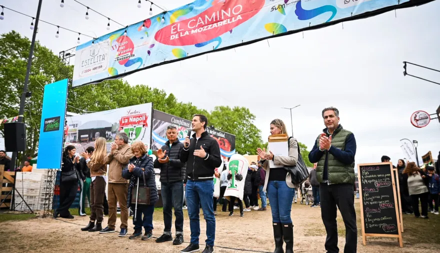 Mantegazza encabezó la celebración de una nueva edición de la Fiesta Provincial de la Mozzarella de San Vicente