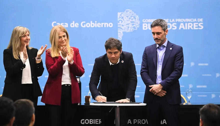 Kicillof y un acuerdo con el CFI para financiar la visita del papa León XIV en la Provincia de Buenos Aires
