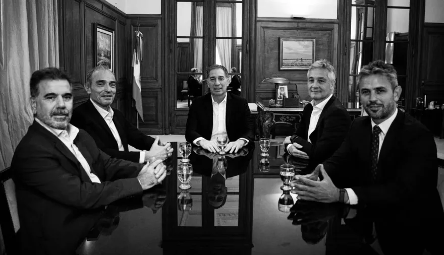 Milei y el PRO no logran cerrar un acuerdo y crece la chance de una candidatura propia