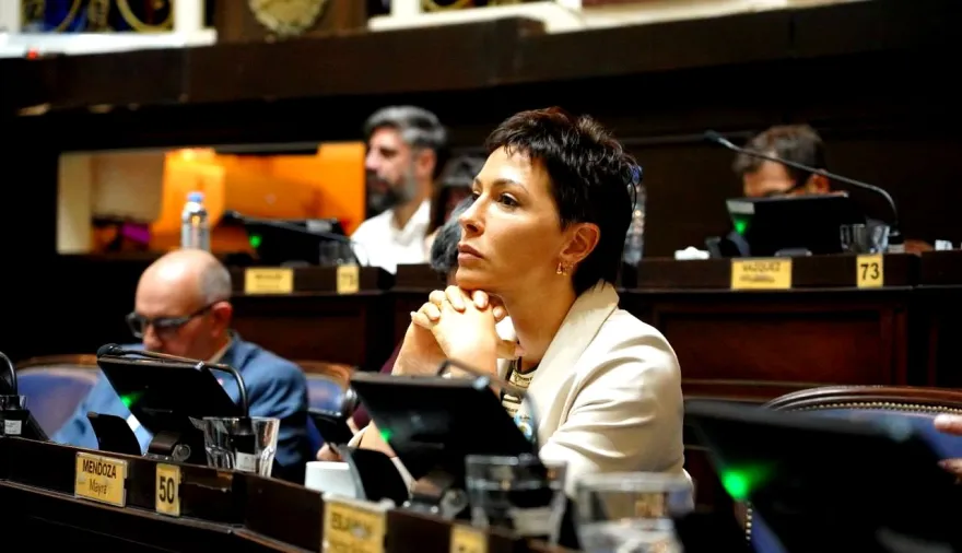 Más guerra: Mayra Mendoza explotó contra el tarifazo de Kicillof a la luz