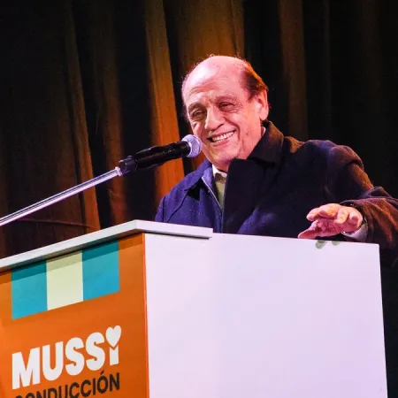 Diputados de Nuevos Aires busca declarar a un histórico barón del Conurbano Ciudadano Ilustre bonaerense