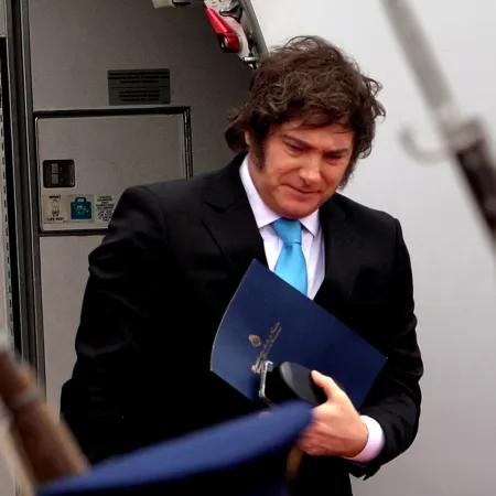 En medio del escándalo por el caso Adorni, Milei anunció que buscará la reelección 2027