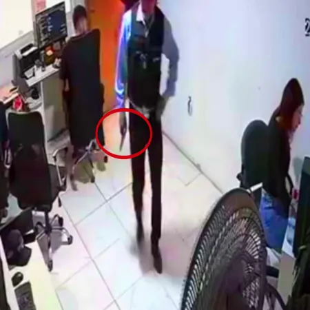 Con disfraz de policía coparon un depósito en Lanús y robaron $20 millones