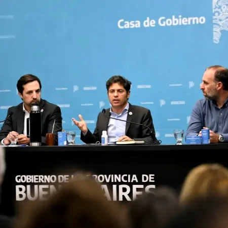 Kicillof refuerza Medicamentos Bonaerenses y deja un mensaje a Milei