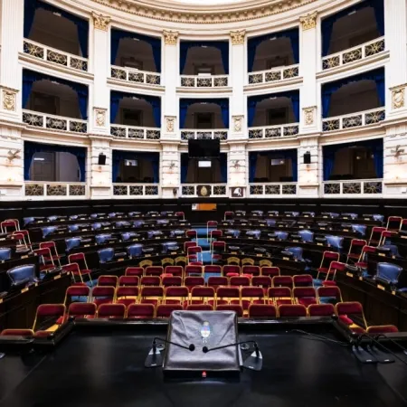 La Legislatura bonaerense sigue sin comisiones y acumula proyectos sin tratar