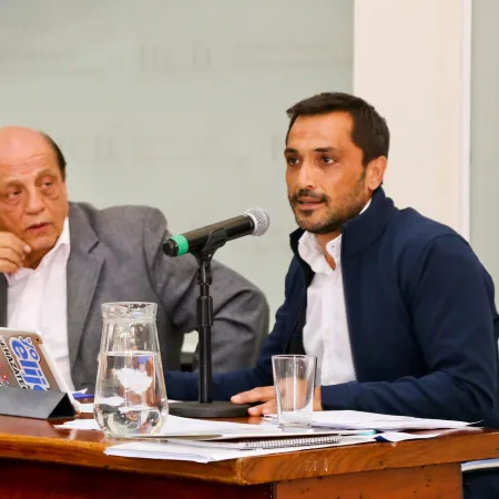 “Pato” Mussi vuelve por la intendencia de Berazategui, con el fantasma del agua contaminada todavía latente