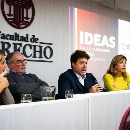 Legisladores radicales y “lilitos” llevaron el debate de la Reforma Electoral a Mar del Plata