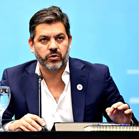 Bianco, Girard y Javier Rodriguez hablaron sobre la caída del consumo y la agenda de Kicillof