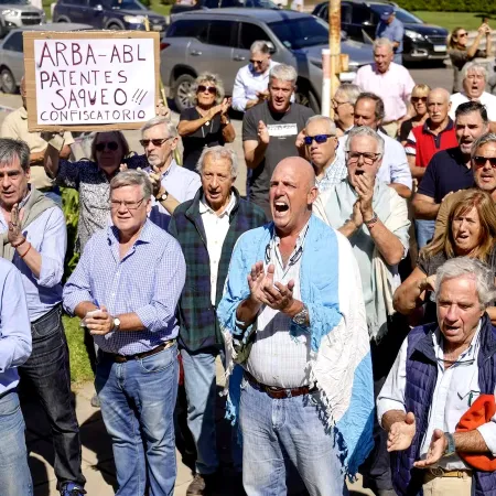 Retención de tareas en ARBA contra la gestión de Girard complican los trámites en el mercado inmobiliario