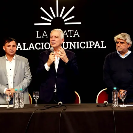 Alak y su plan para incentivar el empleo en La Plata y la producción local