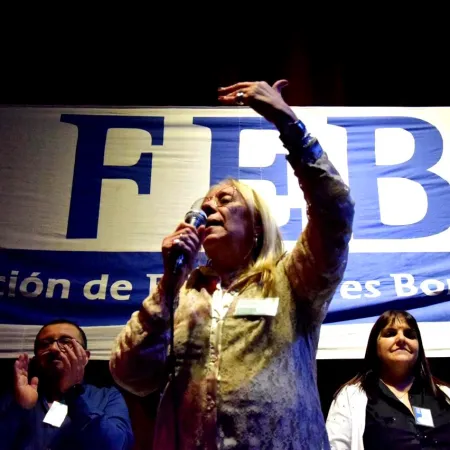 Hacia las reelecciones indefinidas: Olivera consiguió otro mandato al frente del gremio docente de la FEB