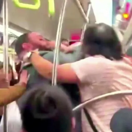 Una discusión desató una tremenda pelea en la Línea A del subterráneo