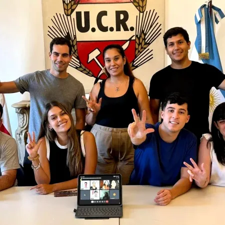 A diferencia del Comité, la Juventud Radical suma tensión y desata una pelea de fondo