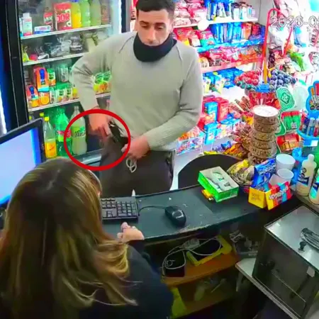 Detuvieron a un policía que robó un kiosco en el centro de Lanús