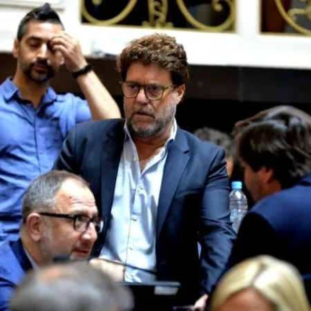 En la Legislatura bonaerense insisten con la interpelación del titular de IOMA