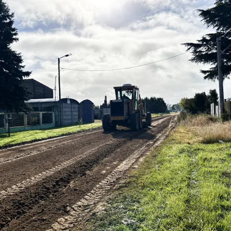 Chaves Municipio avanza con obras de mantenimiento y mejora vial en distintos sectores del distrito