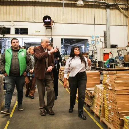El Municipio de Quilmes entregó el certificado de aptitud ambiental a la PyME “SIN PAR S.A”