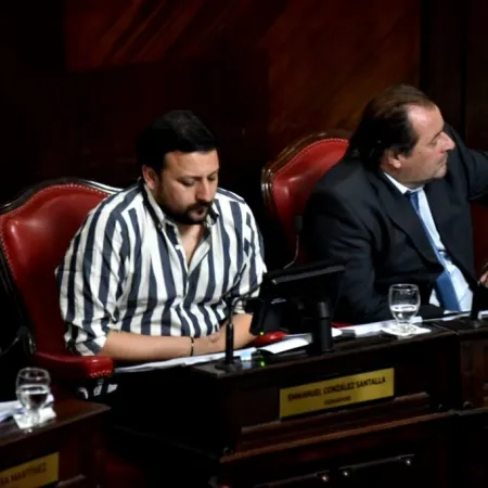 La Cámpora le sacó ventaja a Kicillof y se quedó con una comisión crucial del Senado bonaerense