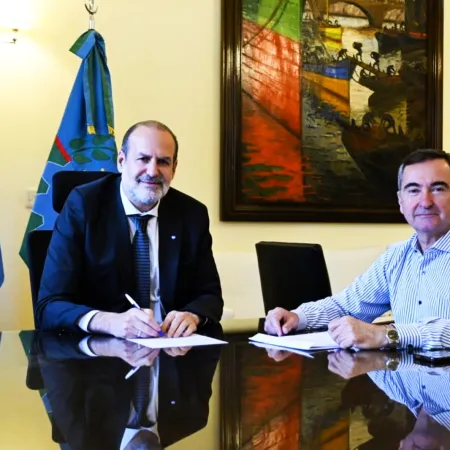 Susbielles firmó un acuerdo para una inversión histórica en una planta de amoníaco y urea en Bahía Blanca