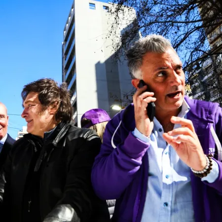Dante Gebel le roba otro concejal a Milei y crecen los cuestionamientos dentro de La Libertad Avanza