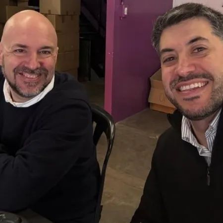 Concejales libertarios apuntan a Uber y abren una inesperada interna con Caputo