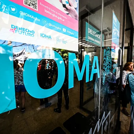 La oposición unida por la crisis de IOMA, le reclama a Kicillof una sesión especial en la Legislatura