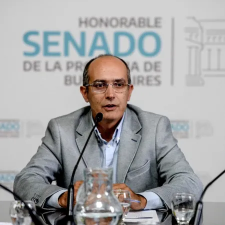 Senado bonaerense: Pisano asumió en la comisión de Transporte y abrió el debate sobre la conexión