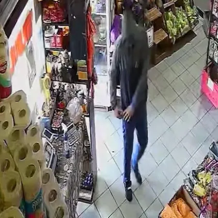 Asaltó un almacén, escapó con el vehículo de la víctima y lo detuvo el COT