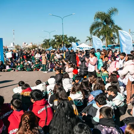 La Feria del Libro de Almirante Brown desembarca en la localidad de Malvinas Argentinas