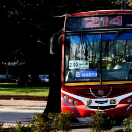 Nuevo tarifazo que impacta en el transporte público: cuánto aumenta el colectivo