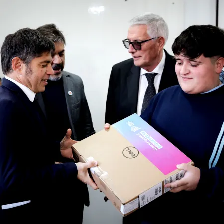 En la inauguración de un nuevo centro universitario en General Belgrano, Kicillof reinvindicó a Guemes y su proyecto colectivo