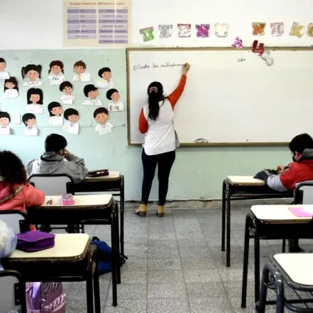 Desde el Senado bonaerense ponen en la lupa las renuncias docentes y le exigen respuestas a Kicillof
